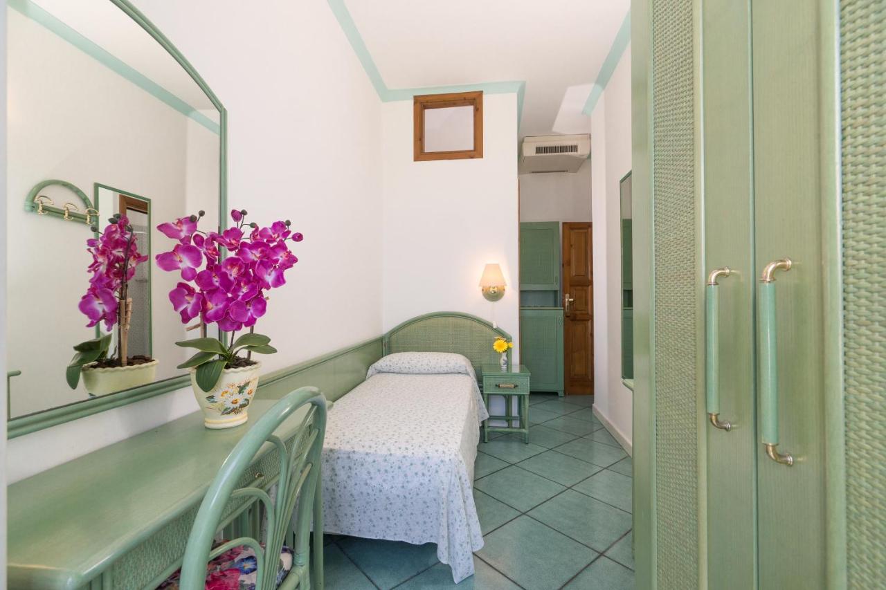Hotel Casa Del Sole Forio di Ischia Zimmer foto